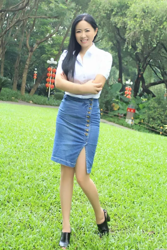 Meixin Cheng Profile image 2