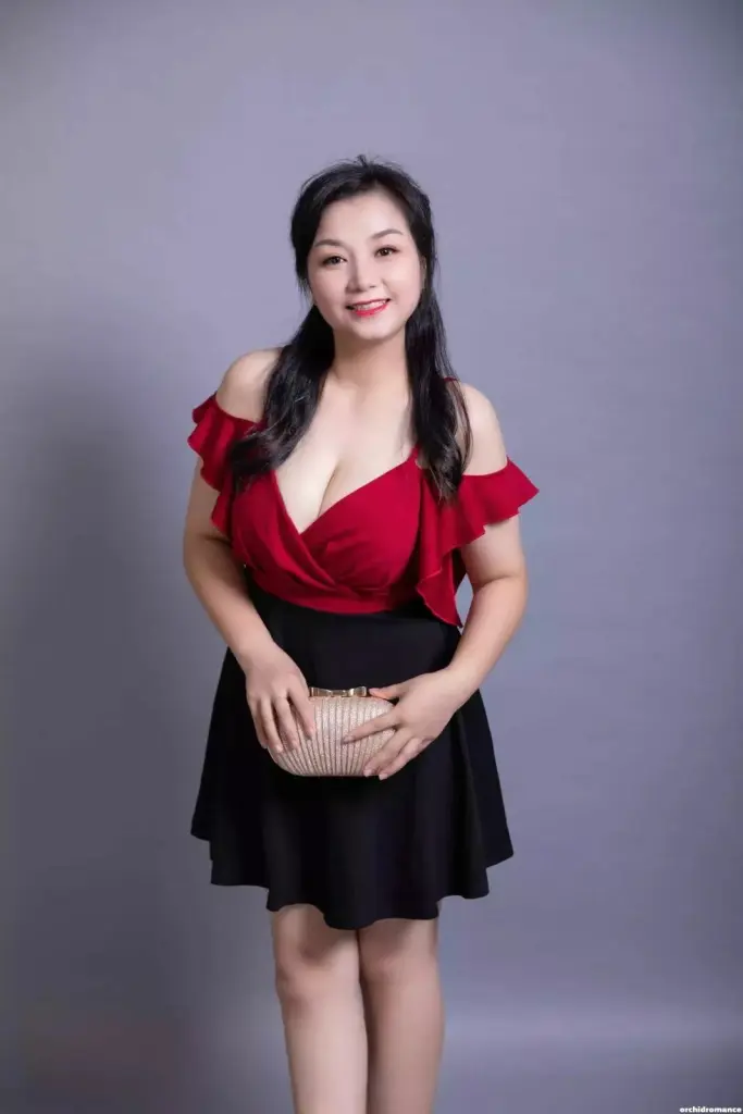 Yan Profile image 1
