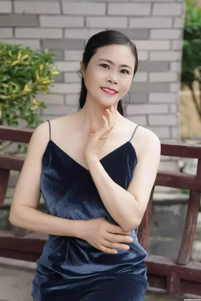 Fang Profile image 2