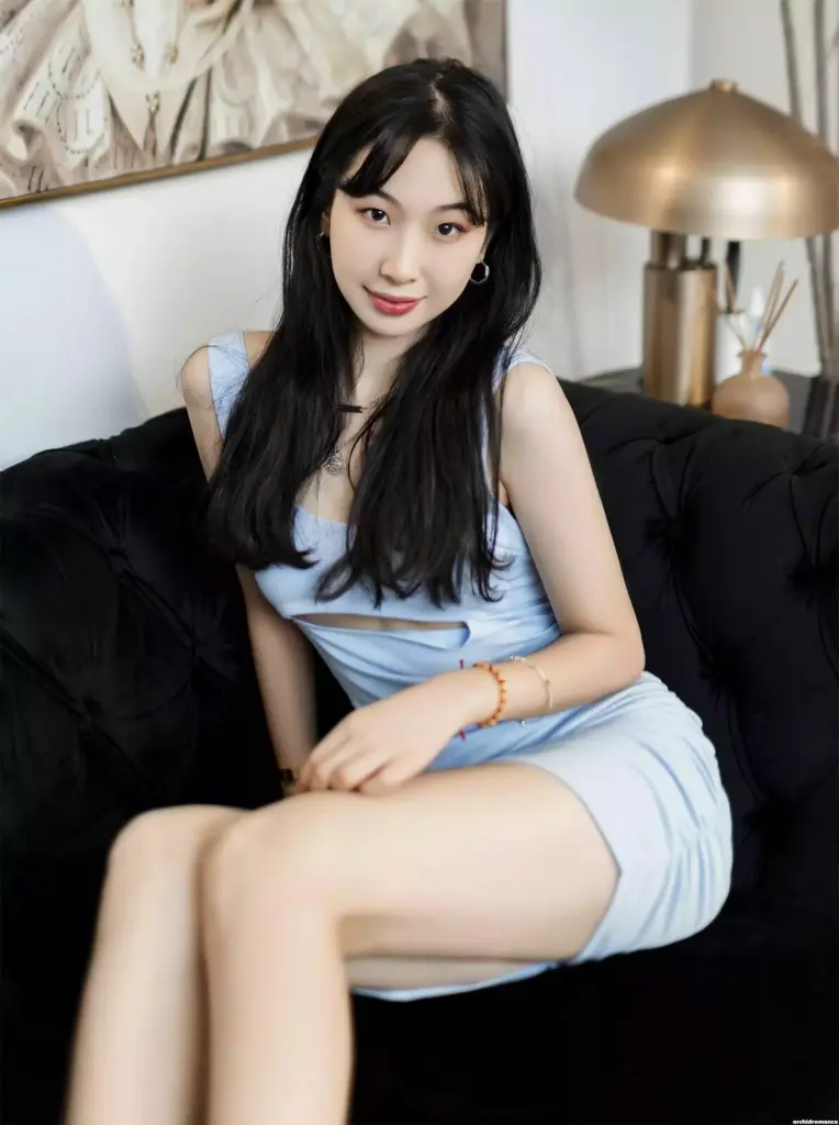 Shuqiong Profile image 3
