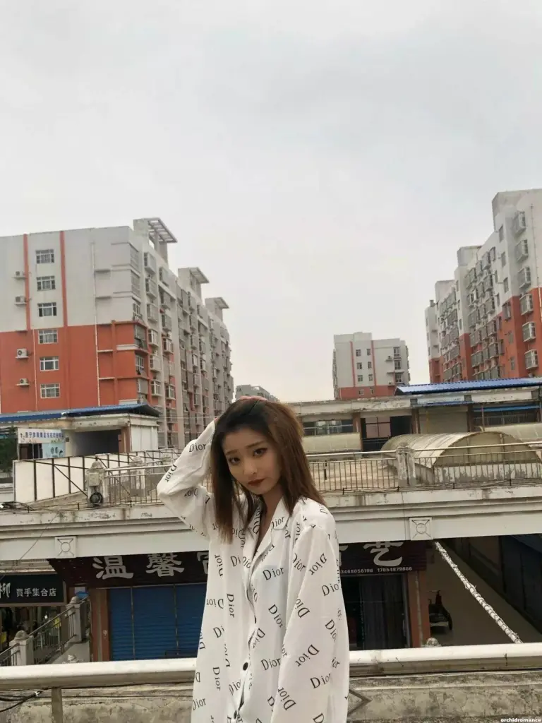 Jingjing Profile image 1