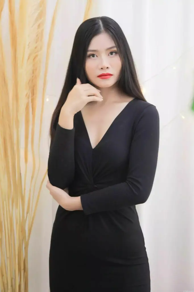 Chinh Profile image 3