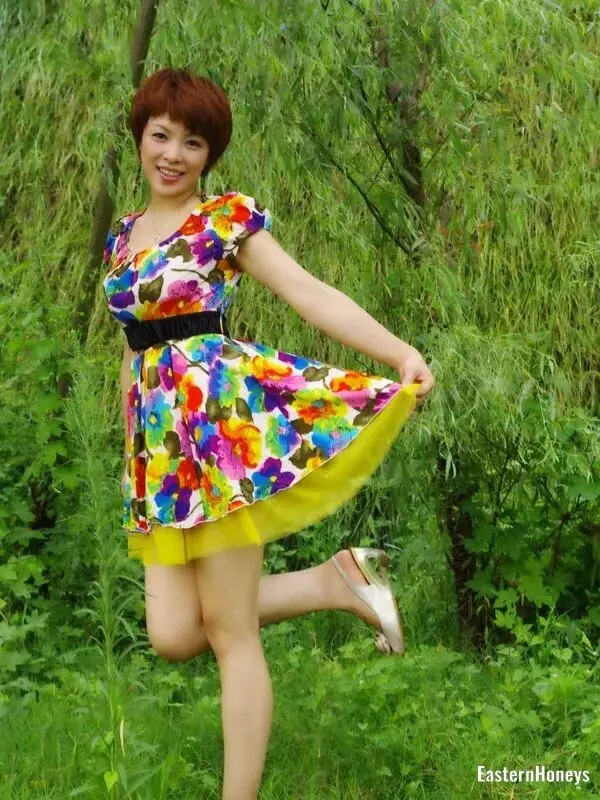 Liying Profile image 3