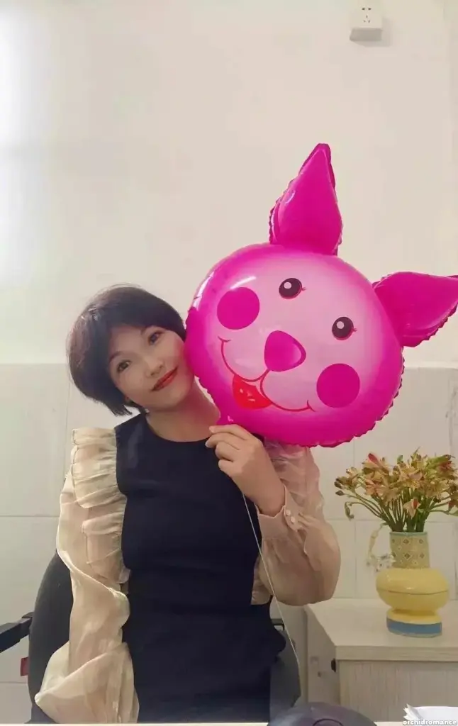 Anna Profile image 2