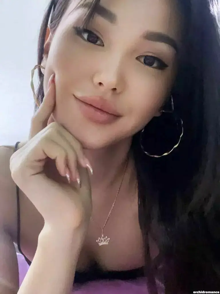 Zara Profile image 1