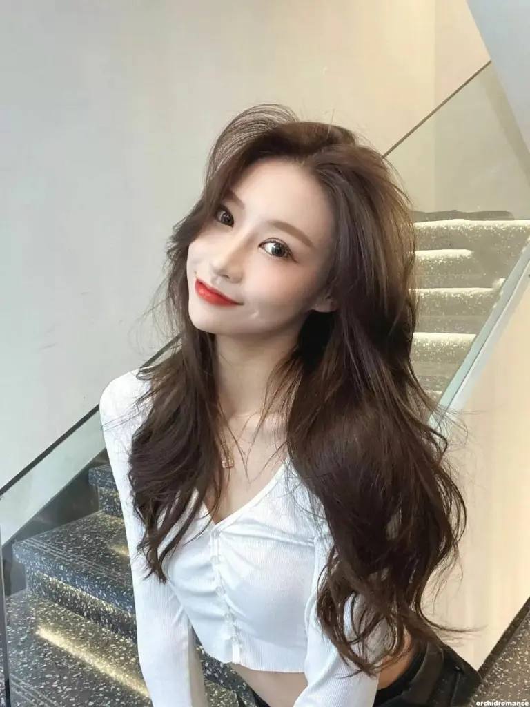 Junyi Profile image 4