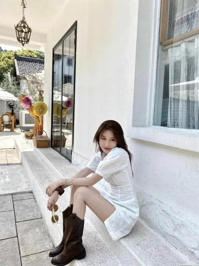 Junyi Profile image 1